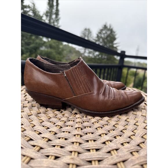 Vintage Guess by Georges Marciano Women’s Size 5.5 Brown Leather Ankle Booties - Picture 3 of 15